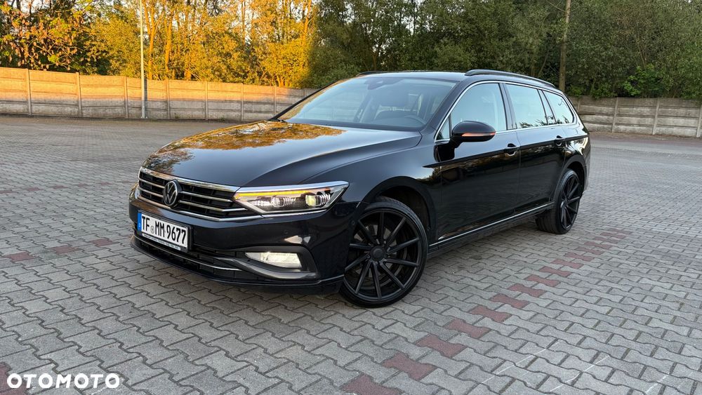 Volkswagen Passat Variant 2.0 TDI SCR DSG Business - 4