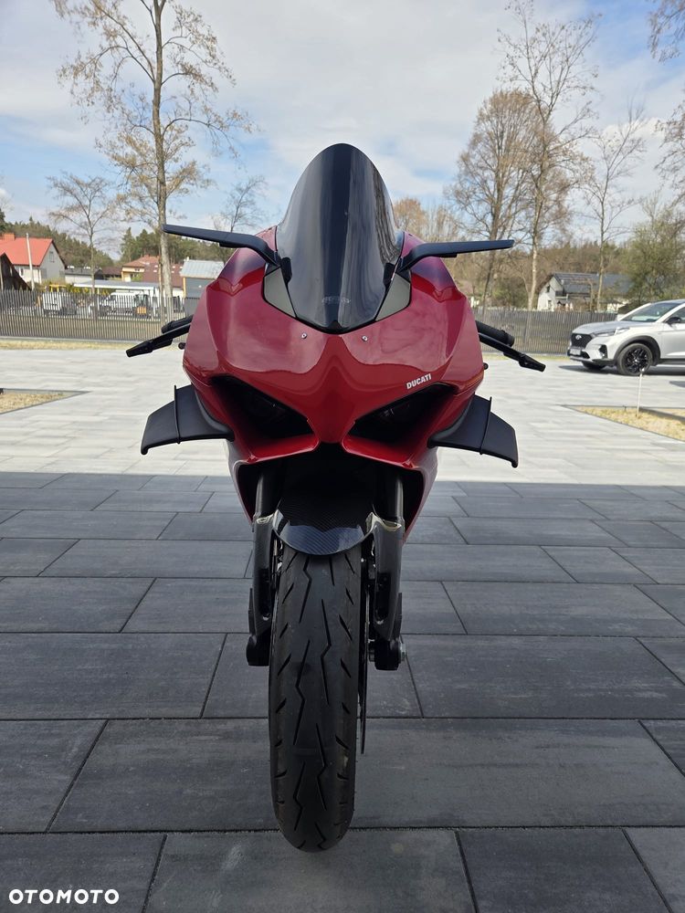Ducati Panigale V4 - 4