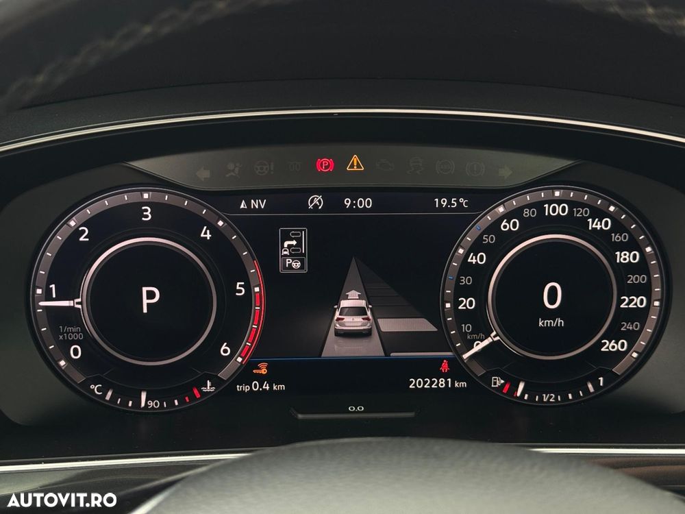 Volkswagen Tiguan - 20