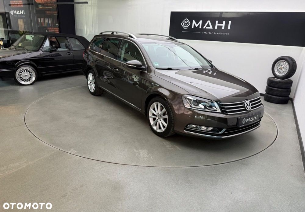 Volkswagen Passat - 15