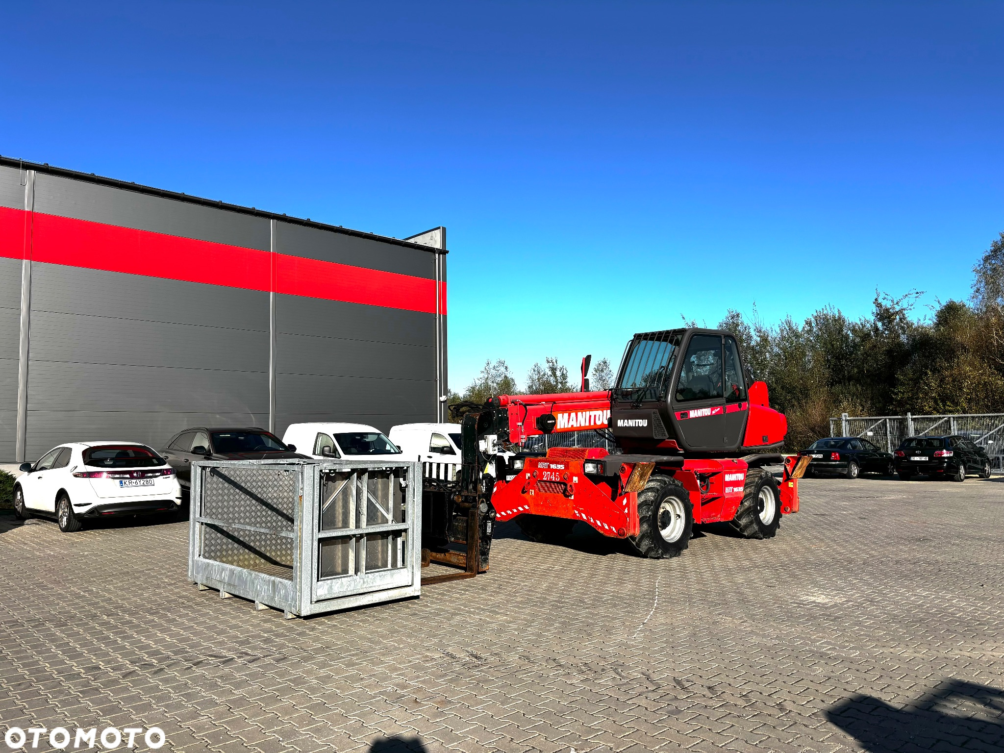 Manitou MRT 1635  Ładowarka teleskopowa obrotowa - 12