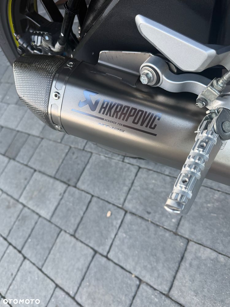 Yamaha MT - 7