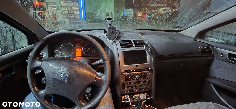 Peugeot 407 - 8