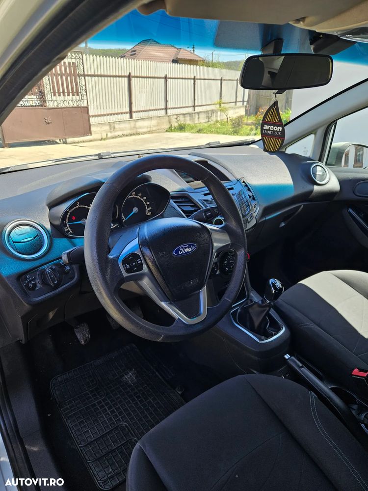 Ford Fiesta 1.5 TDCi Trend - 12