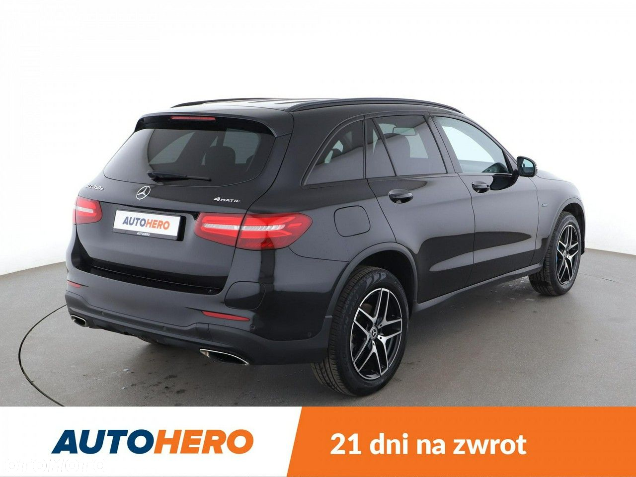 Mercedes-Benz GLC 350 e 4Matic 7G-TRONIC AMG Line - 7