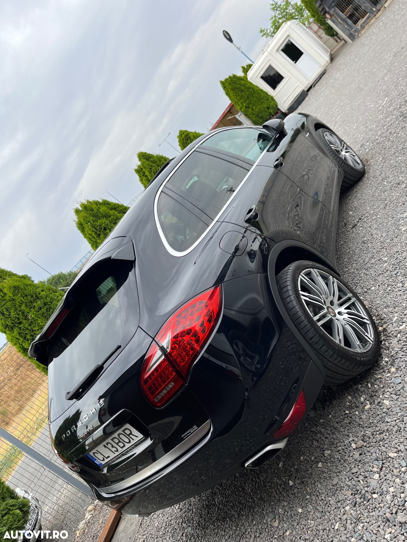 Porsche Cayenne 3.0 L V6 - 4