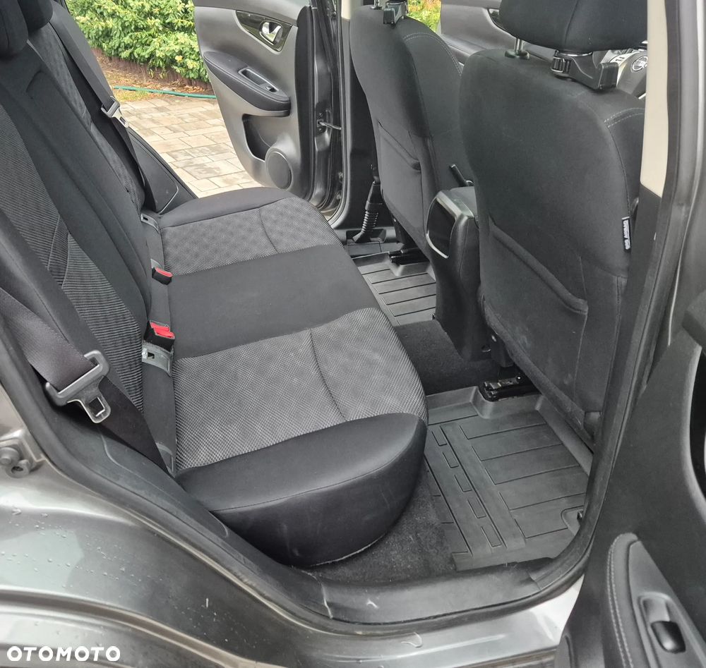 Nissan Qashqai - 23