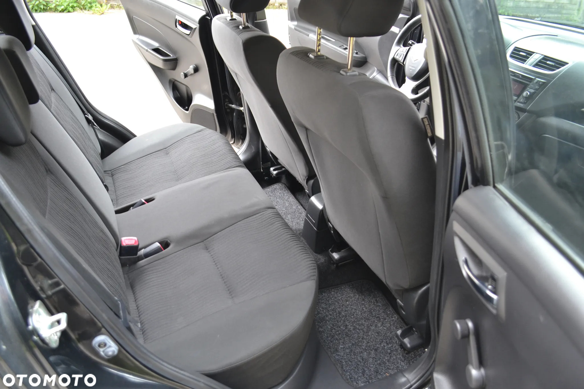 Suzuki Swift - 13