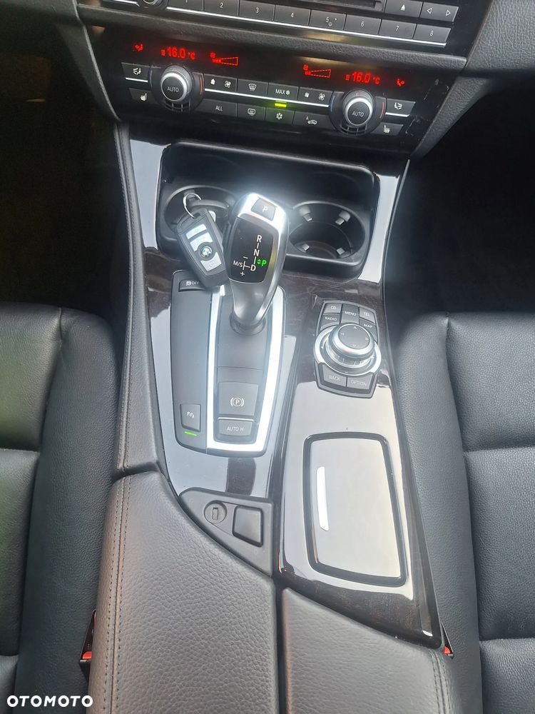 BMW Seria 5 520d Sport-Aut BluePerformance - 25