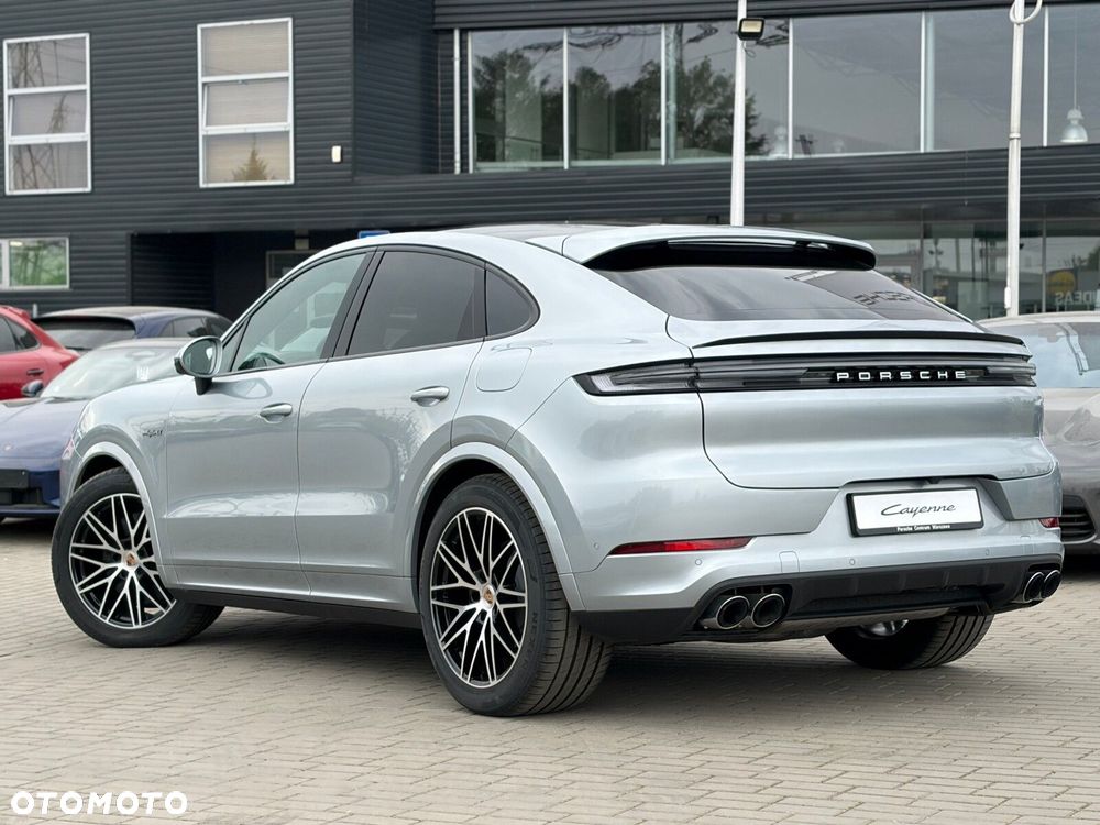 Porsche Cayenne - 5