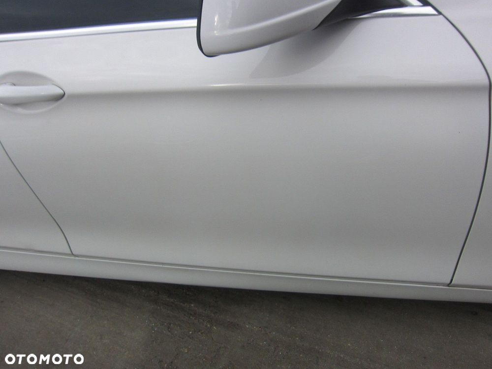 BMW F10 A300 ALPINWEISS 3 BIAŁE DRZWI PRAWE PRZEDNIE PRAWY PRZÓD - 3