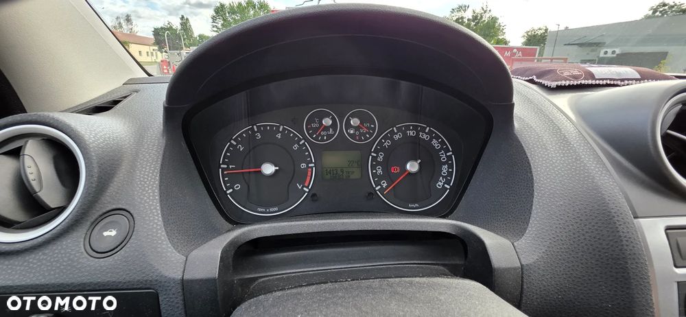 Ford Fiesta 1.3 - 8