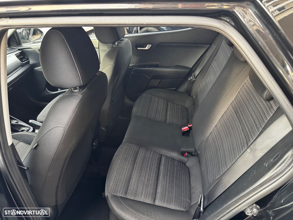Kia Stonic 1.4 Spirit - 22