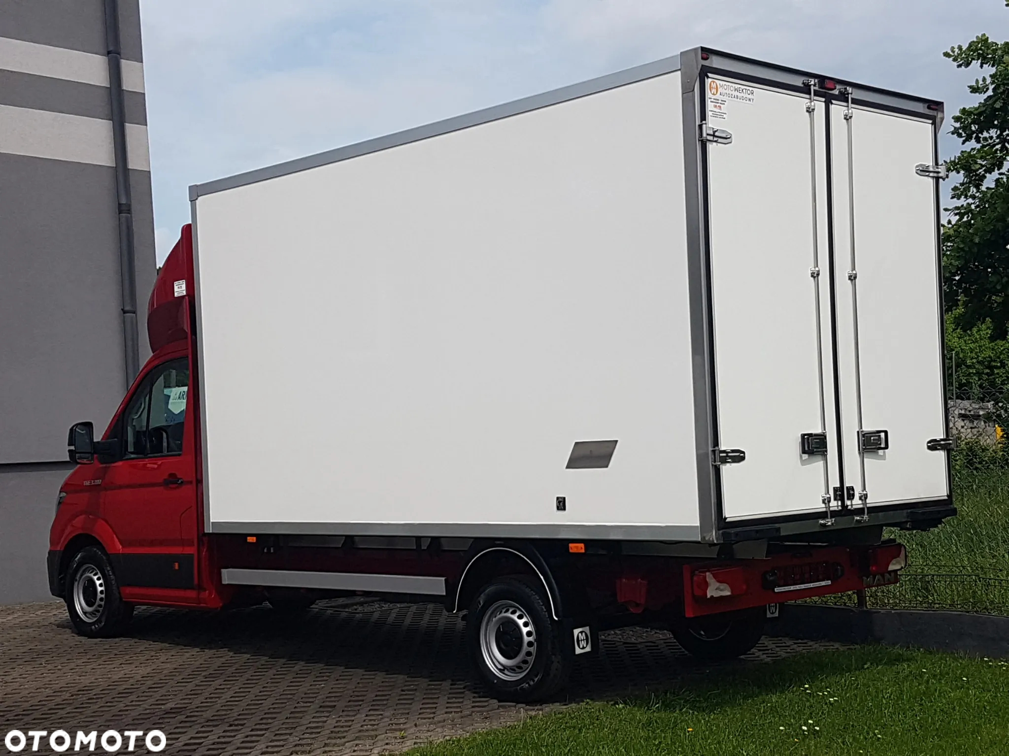 MAN TGE 3.180 8 EP CHŁODNIA AGREGAT 4,20x2,10x2,20 IZOTERMA FUNKCJA GRZANIA KLIMA DMC 3500 KG - 3