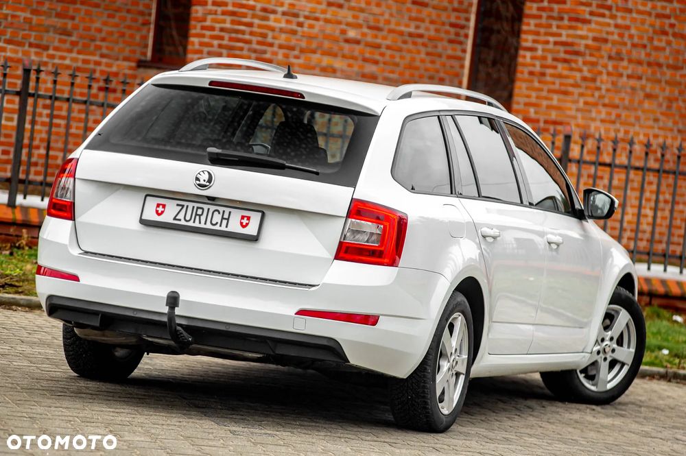 Skoda Octavia 2.0 TDI 4x4 Clever DSG - 19