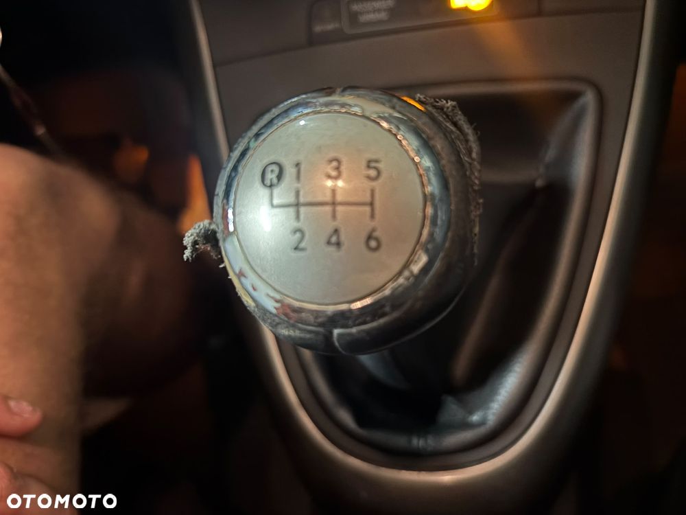 Toyota Corolla Verso 2.2 D-4D Premium 7os - 19