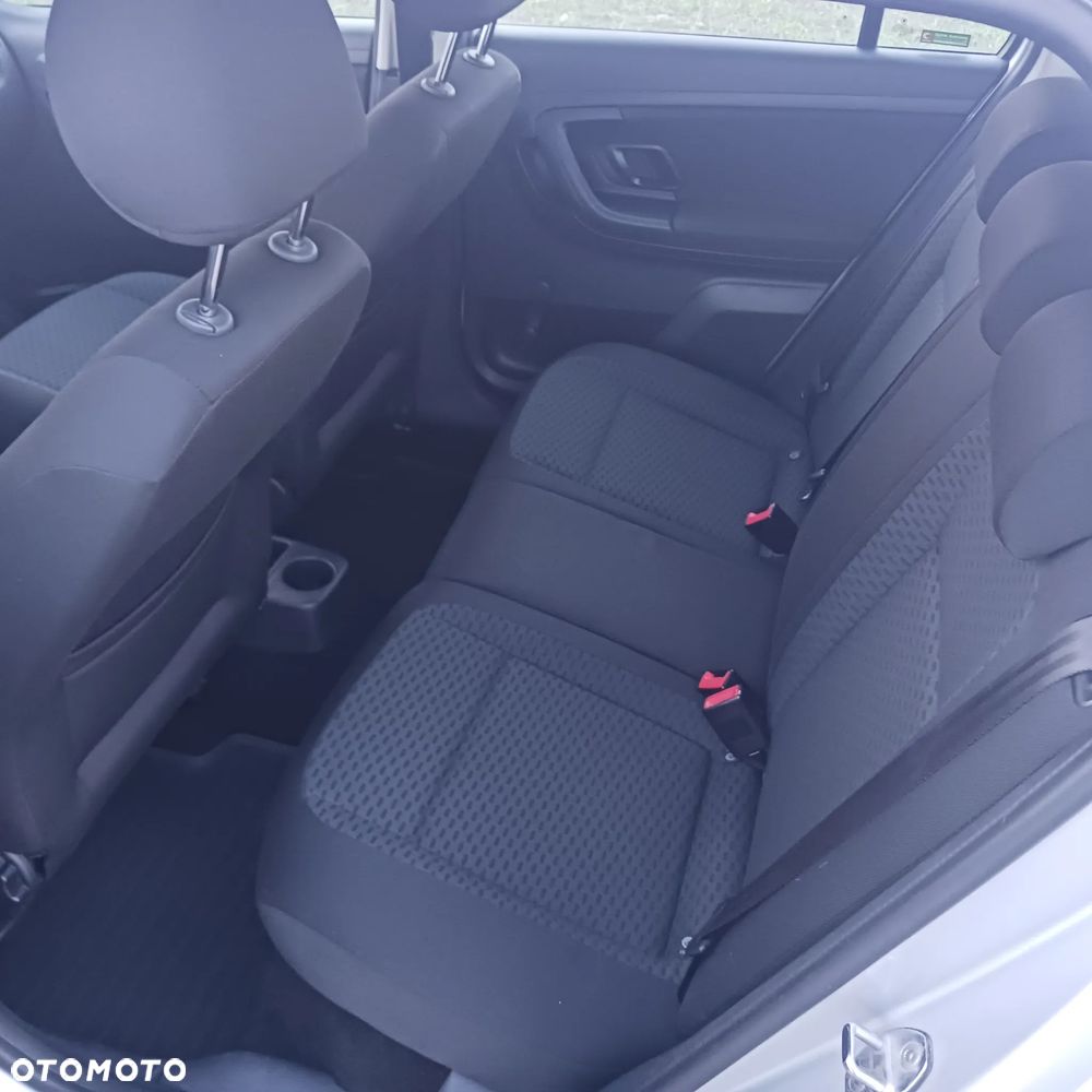 Skoda Fabia - 15