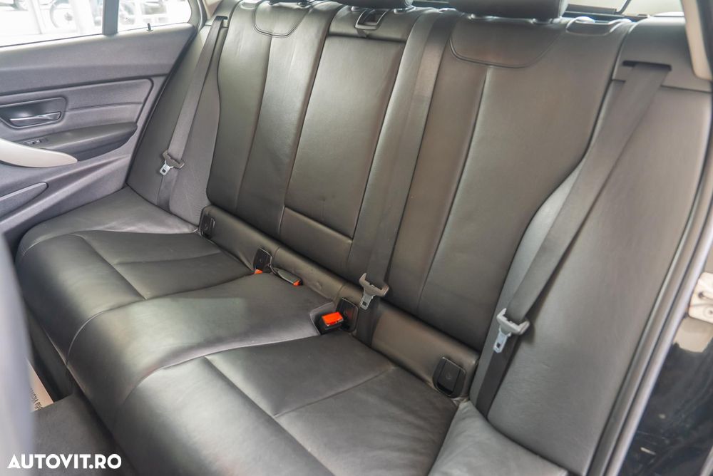 BMW Seria 3 - 21