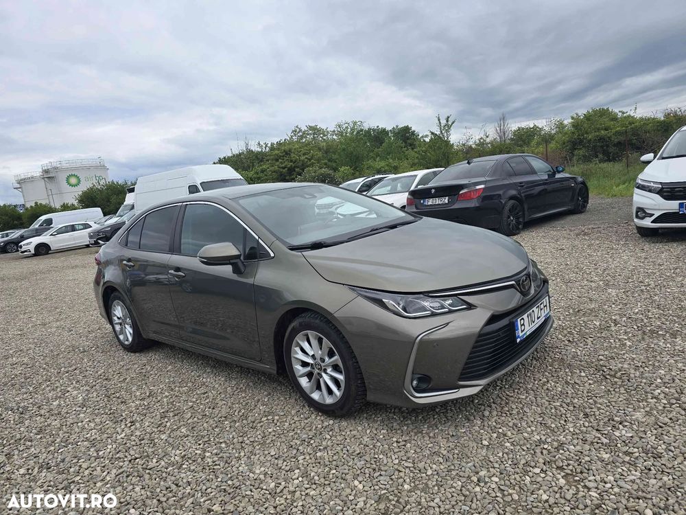 Toyota Corolla - 3