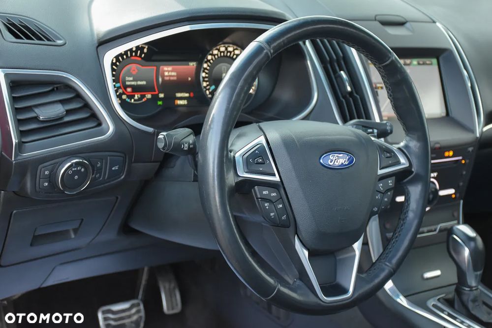 Ford Edge 2.0 TDCi Bi-Turbo 4x4 ST-LINE - 22