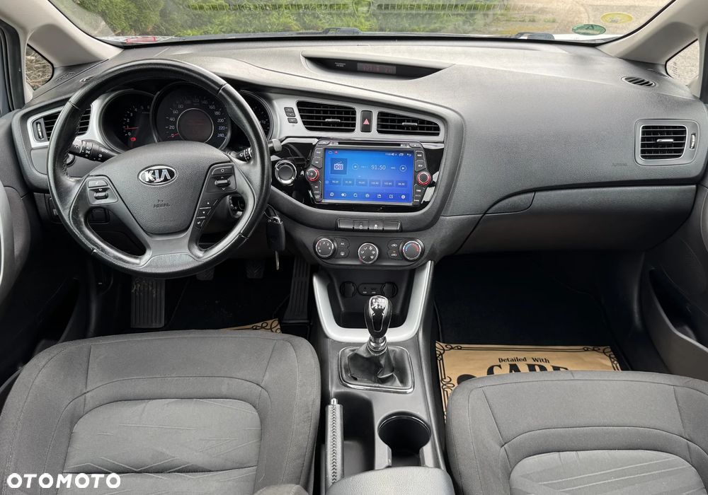 Kia Ceed 1.6 CRDi M - 24