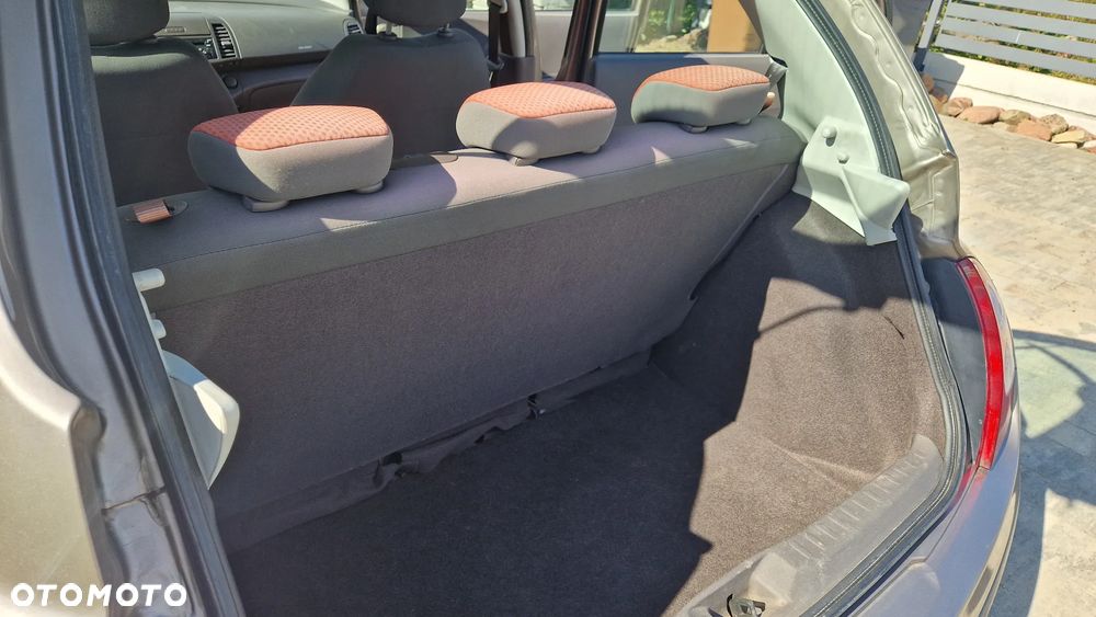 Nissan Micra 1.2 Visia - 6