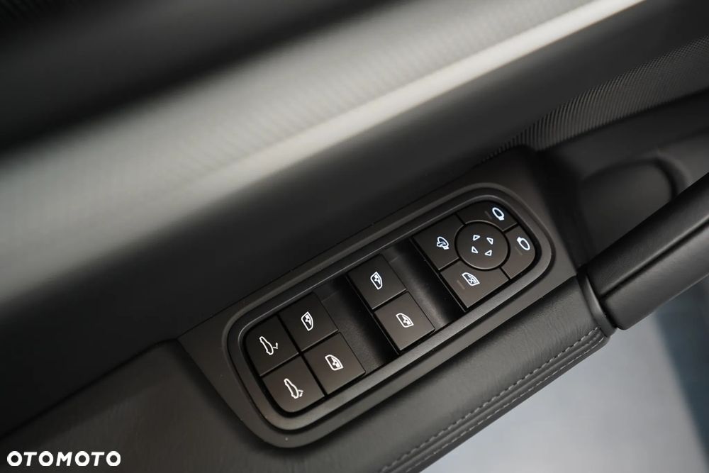 Porsche Cayenne - 20