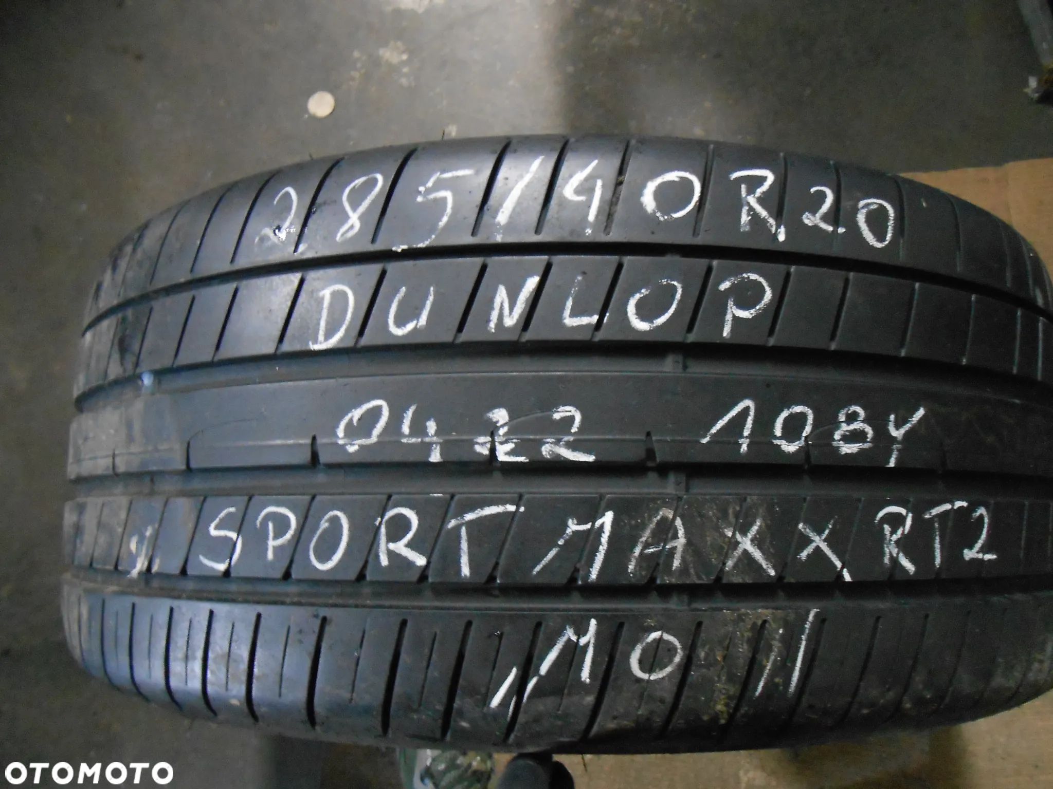 OPONA POJEDYNKA 285/40R20 DUNLOP SPORT MAXX RT2 MO DOT 0422 8MM - 1