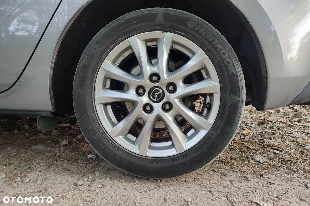 Mazda 3 2.0 Exclusive + - 15