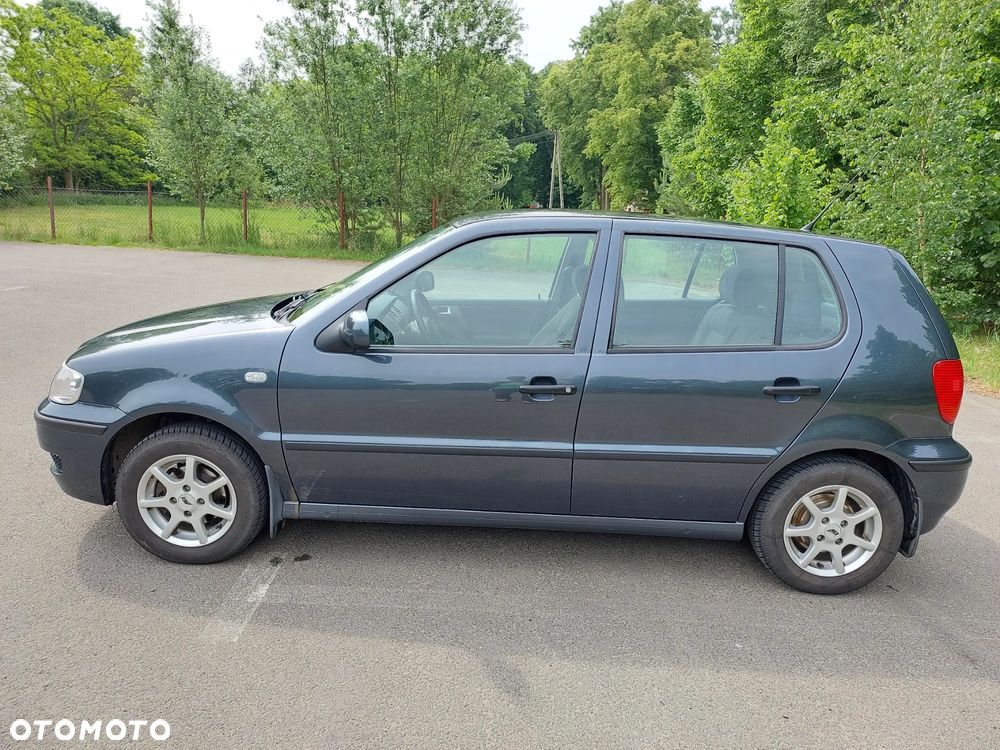 Volkswagen Polo 1.4 Basis - 4