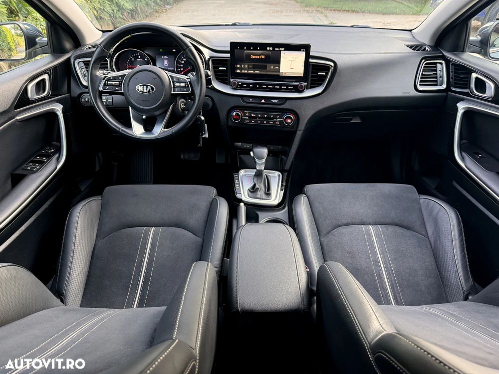 Kia Ceed 1.6 DSL 7DCT HP GT Line - 7