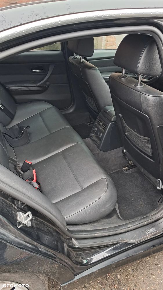 BMW Seria 3 320d DPF Efficient Dynamics Edition - 10