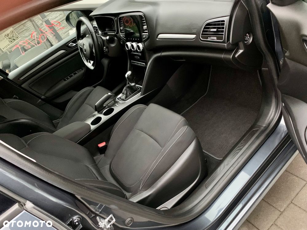 Renault Megane TCe 140 GPF EDC TECHNO - 11