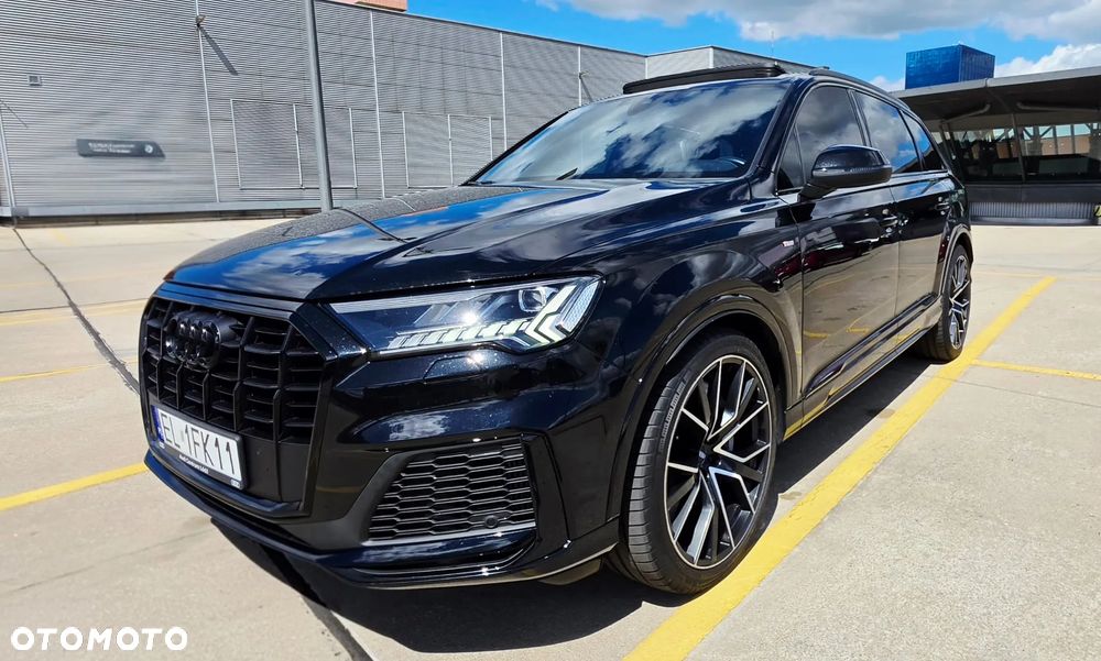 Audi Q7 55 TFSI mHEV Quattro S Line Tiptr - 1