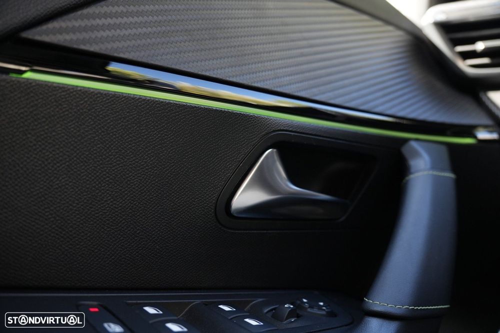 Peugeot 2008 1.2 PureTech GT Line - 19