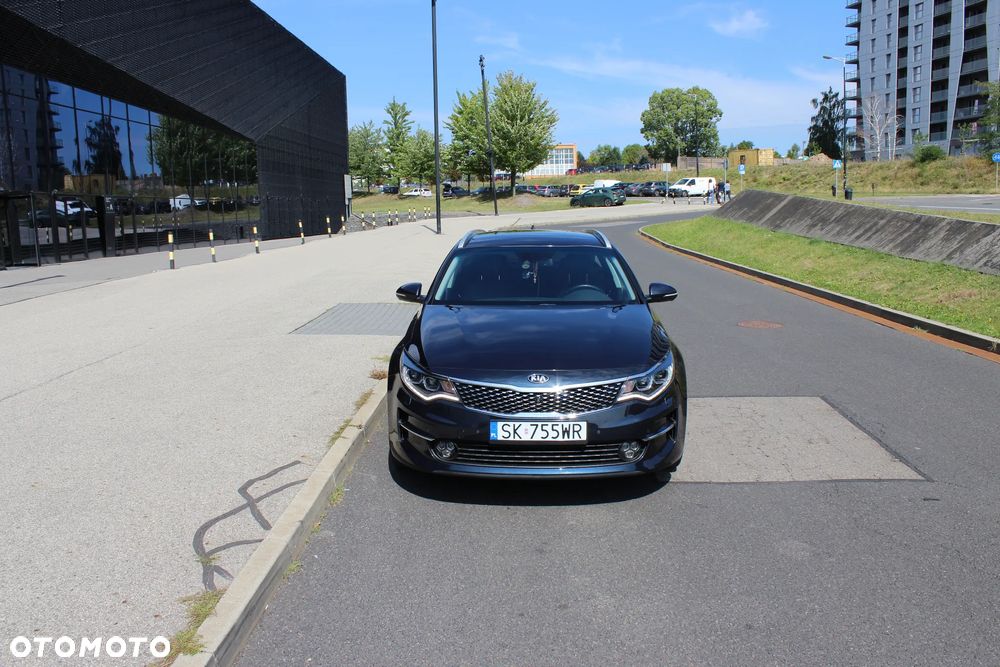Kia Optima 2.0 L - 4