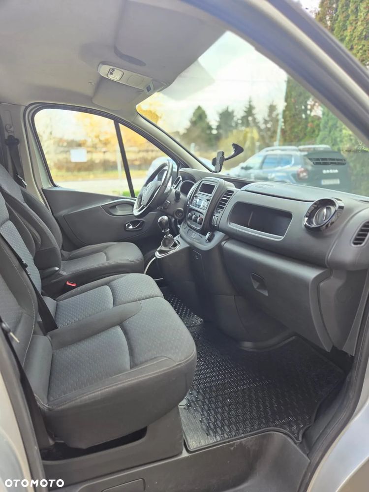 Opel Vivaro L2H1 2,9t Essentia - 9