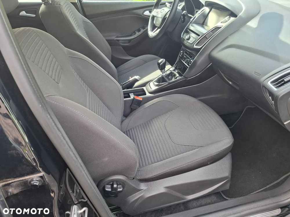Ford Focus 1.5 TDCi Titanium ASS - 14