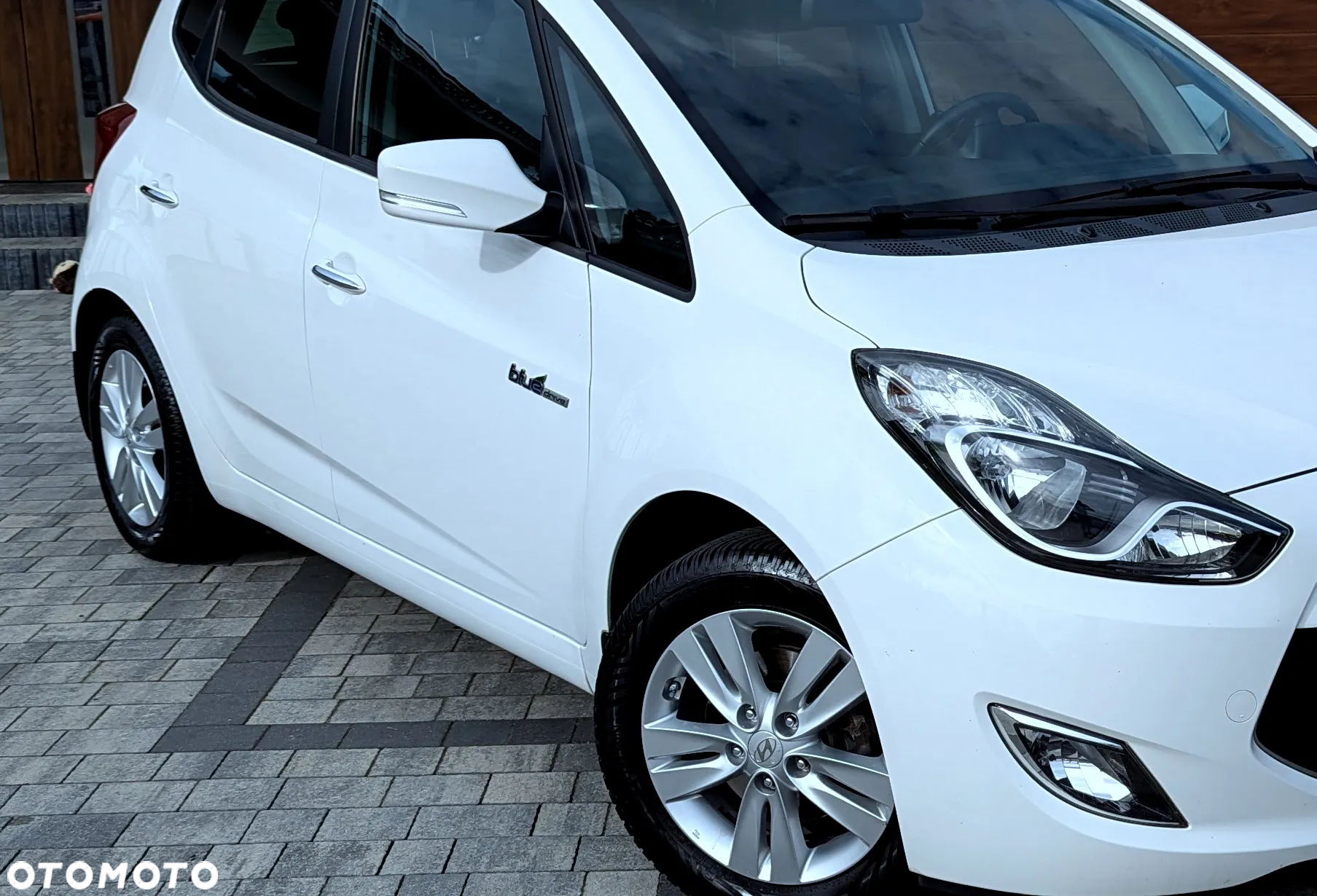 Hyundai ix20 1.4 blue YES Gold - 23