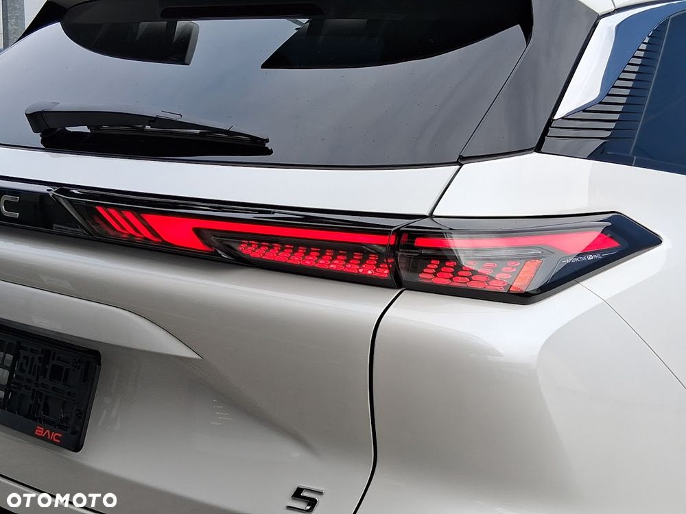 BAIC 5 Beijing 1.5T Business DCT - 8