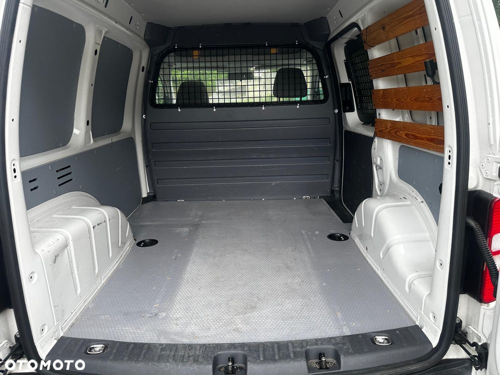 Volkswagen Caddy - 18