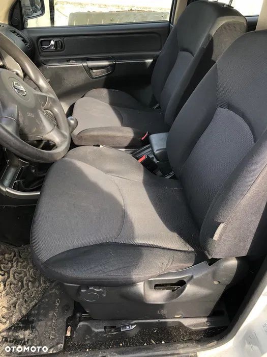 Fotel kierowcy pasażera nissan teranno 2 lift - 1