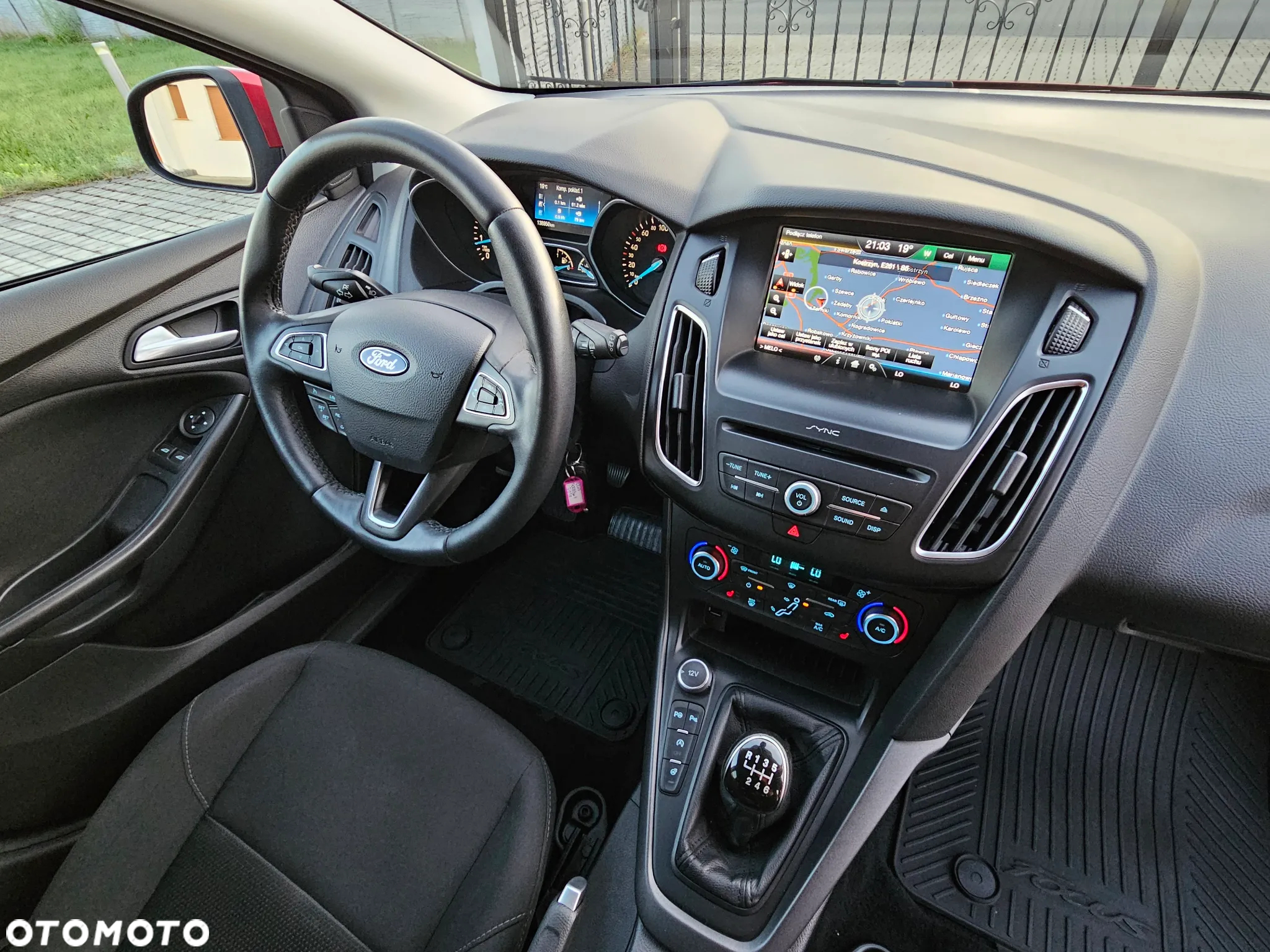 Ford Focus Turnier 1.0 EcoBoost Start-Stopp-System ACTIVE X - 21
