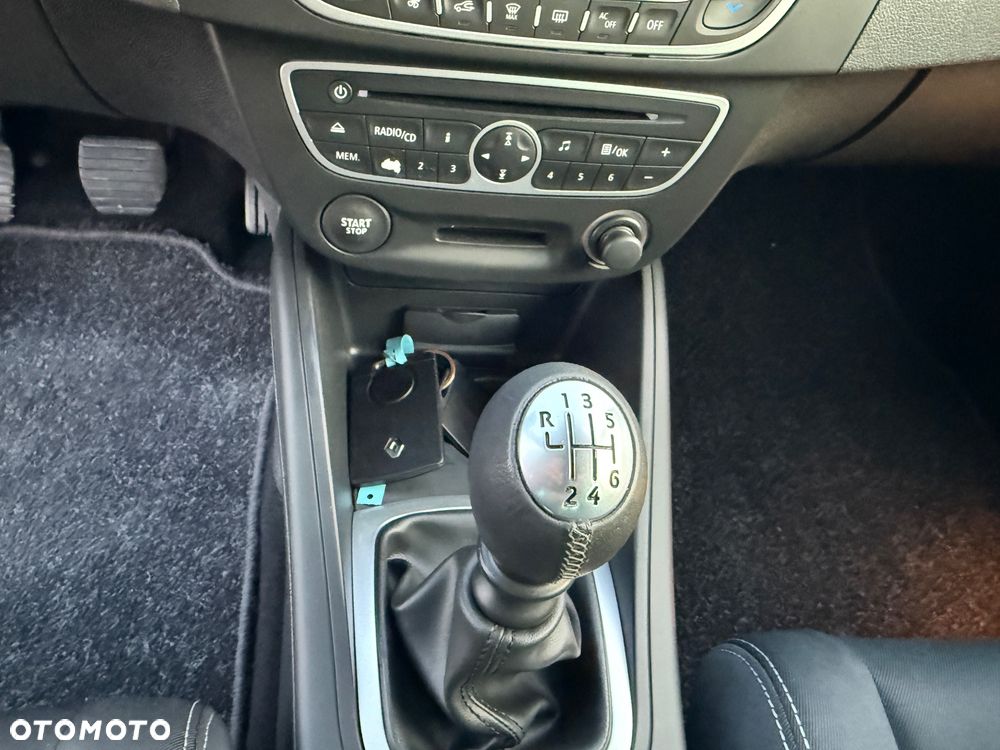 Renault Megane TCe 130 Dynamique - 15