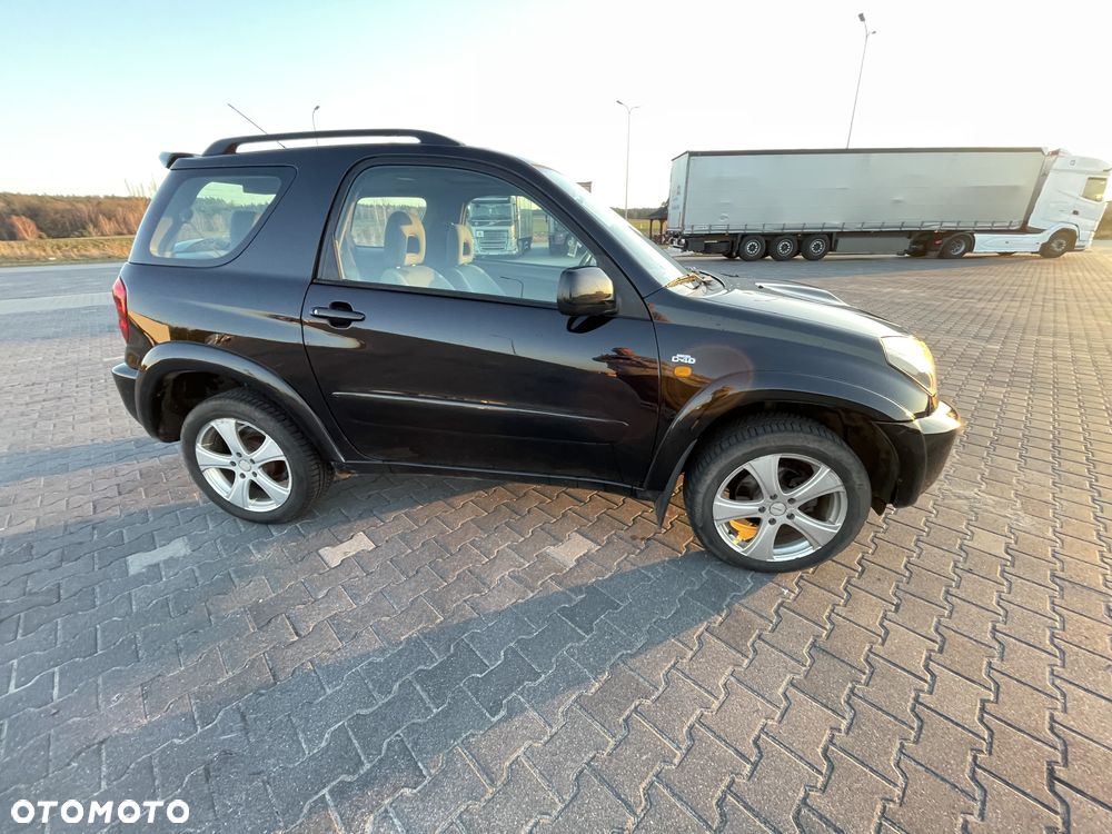 Toyota RAV4 2.0 D-4D Prestige - 4