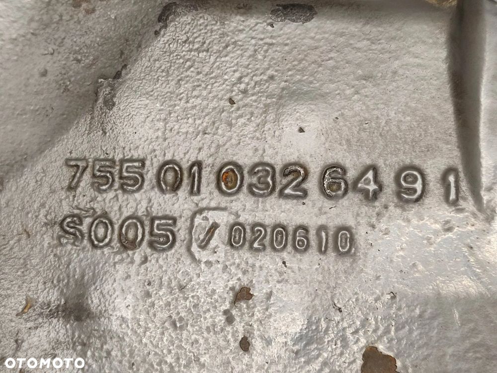 Obudowa mostu Fendt 824 Vario (E835300020012) - 11