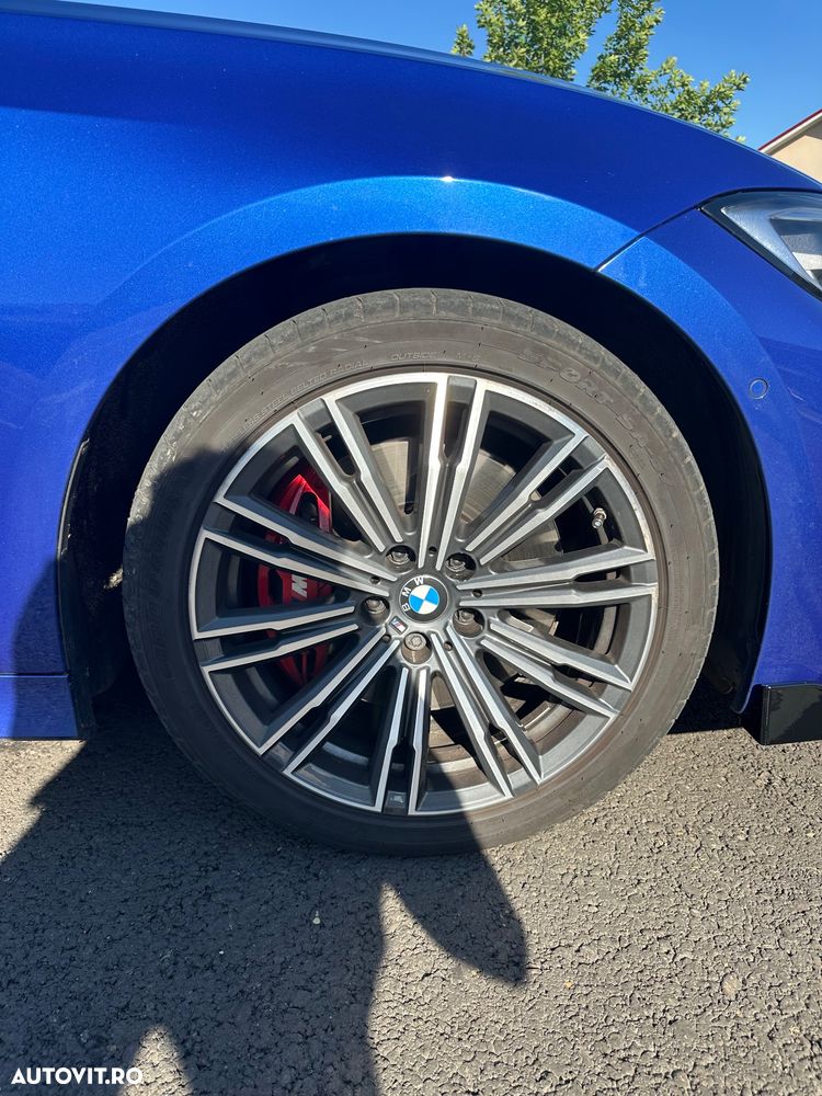BMW Seria 3 320d xDrive AT M Sport - 9