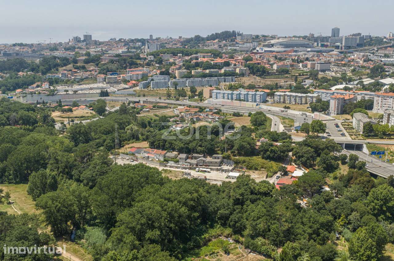 Terreno em Campanhã - Grande imagem: 5/15