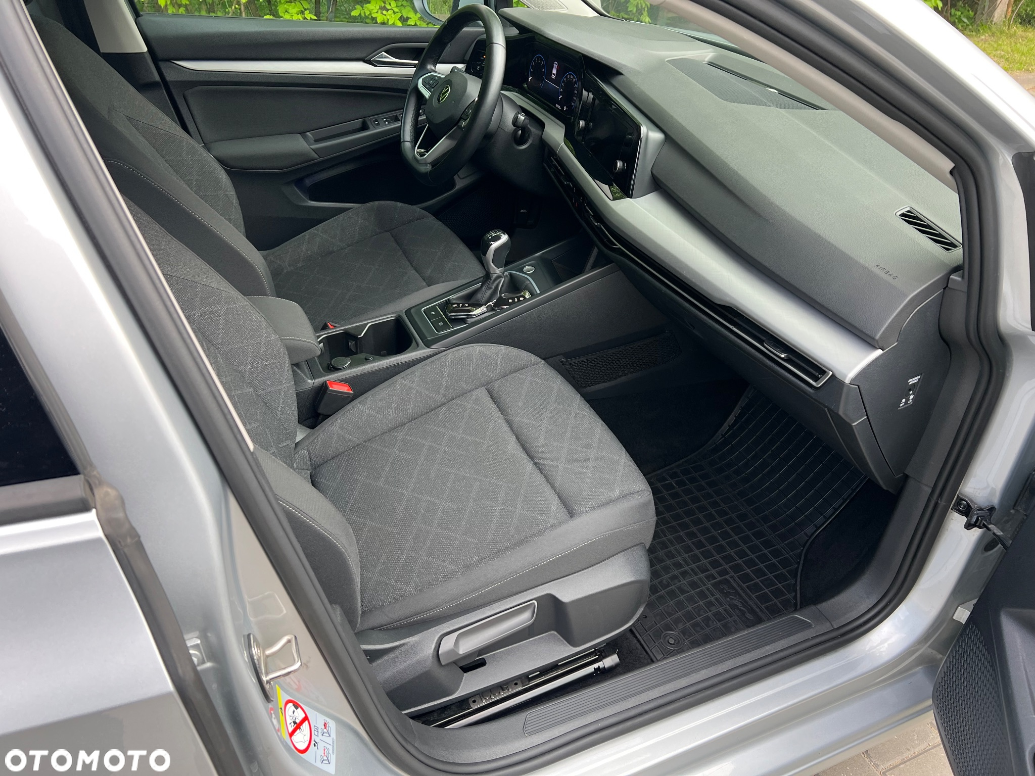 Volkswagen Golf VIII 1.5 TSI EVO Life - 19