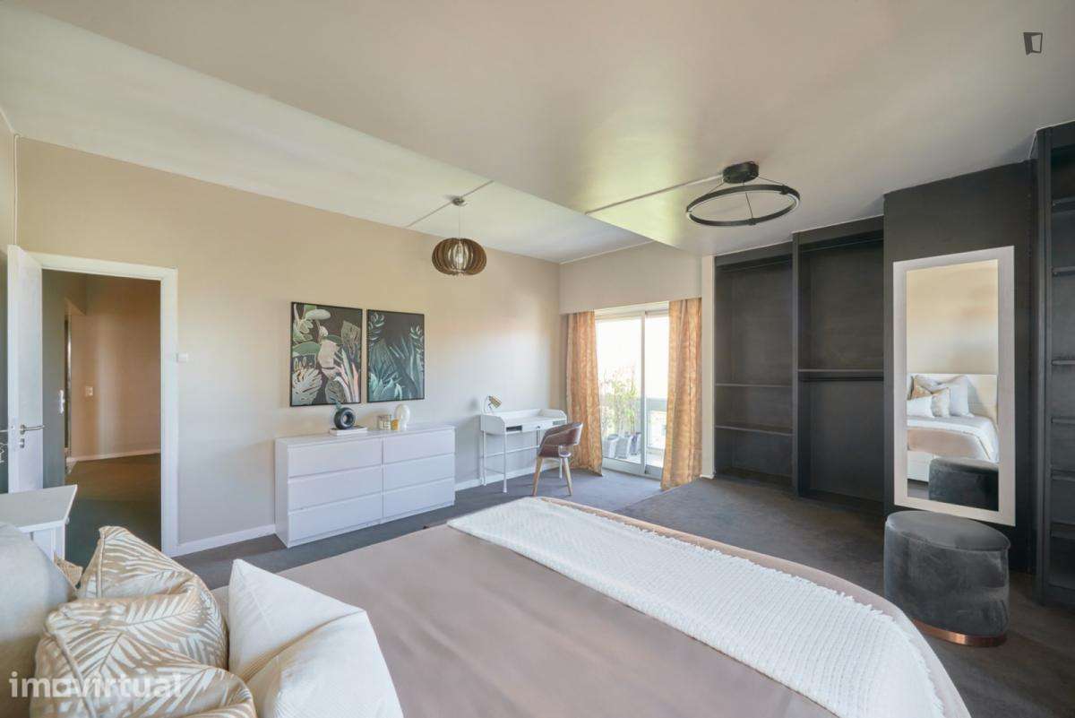 Quarto - localizado em Lisbon - Grande imagem: 5/42